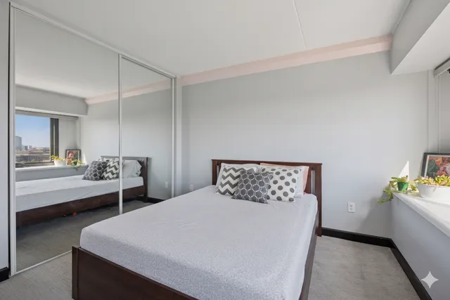 $109,900 | 1920 South 1st Street, Unit 1207, Minneapolis, MN 55454