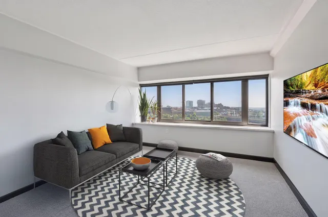 $109,900 | 1920 South 1st Street, Unit 1207, Minneapolis, MN 55454