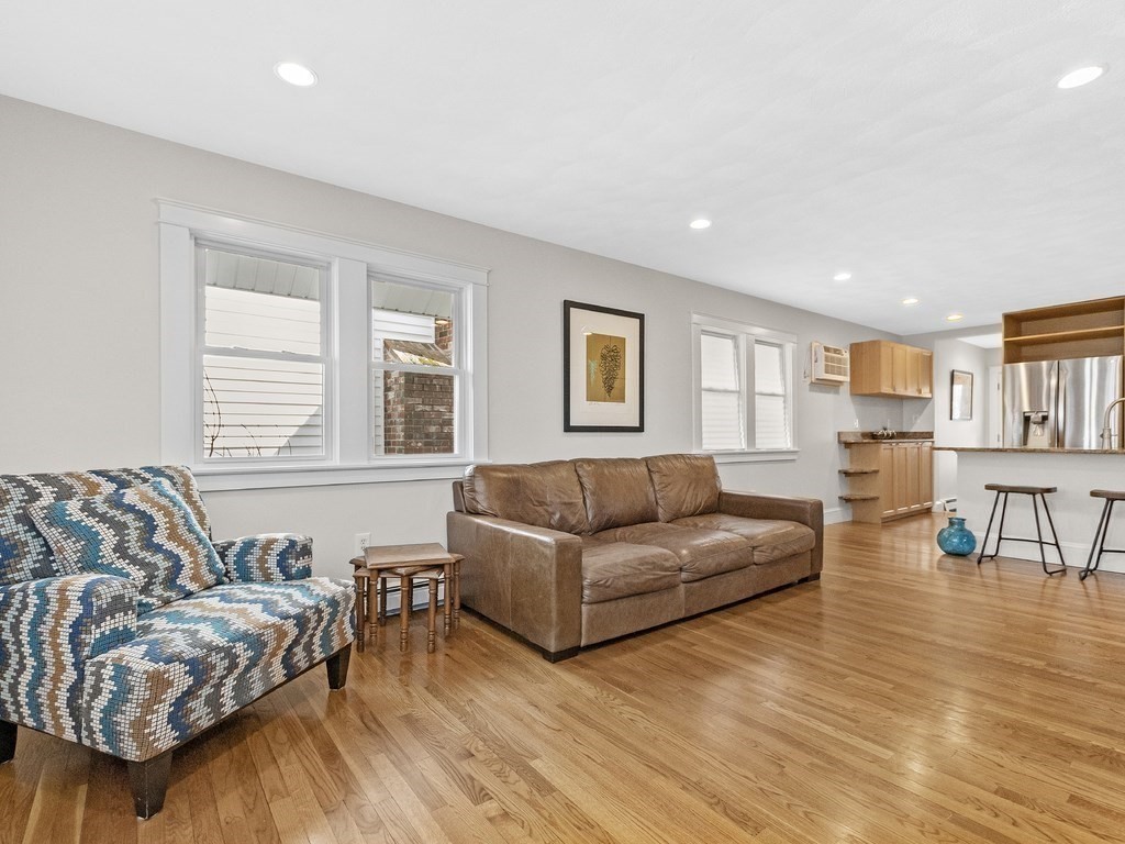 95 Marlborough Road Waltham, MA 02452 - Photo 11 of 31 Gallery Image 11