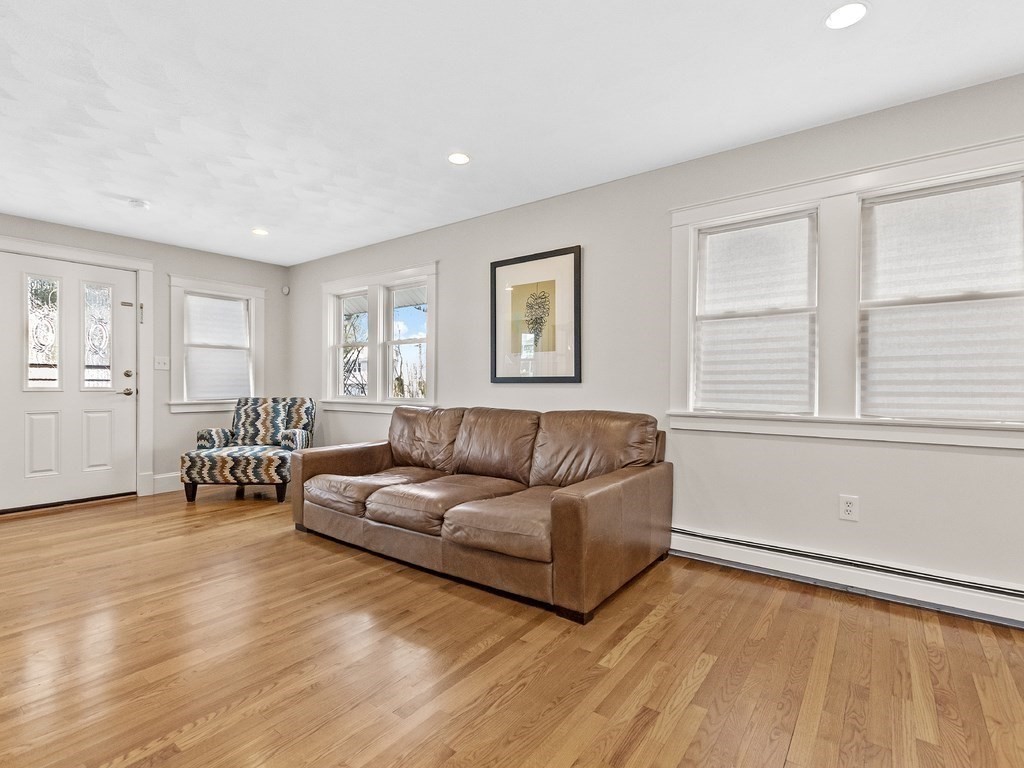 95 Marlborough Road Waltham, MA 02452 - Photo 12 of 31 Gallery Image 12