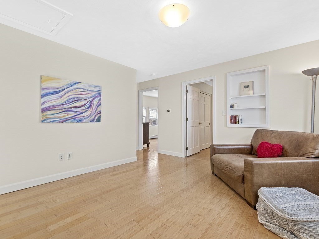 95 Marlborough Road Waltham, MA 02452 - Photo 23 of 31 Gallery Image 23