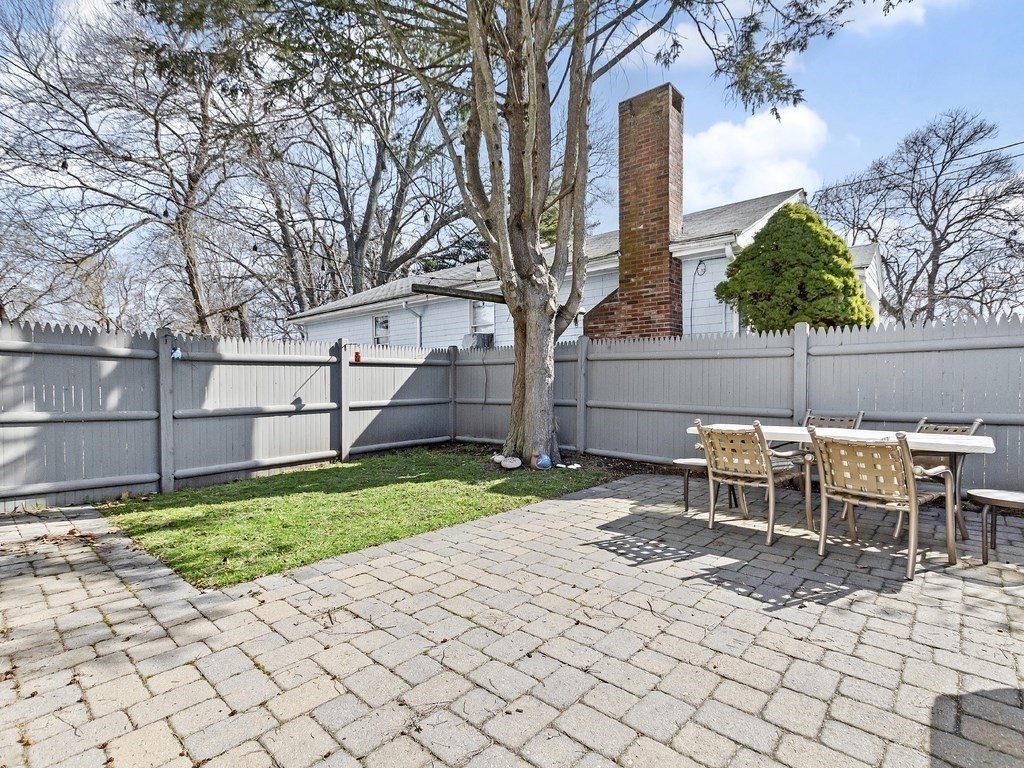 95 Marlborough Road Waltham, MA 02452 - Photo 27 of 31 Gallery Image 27