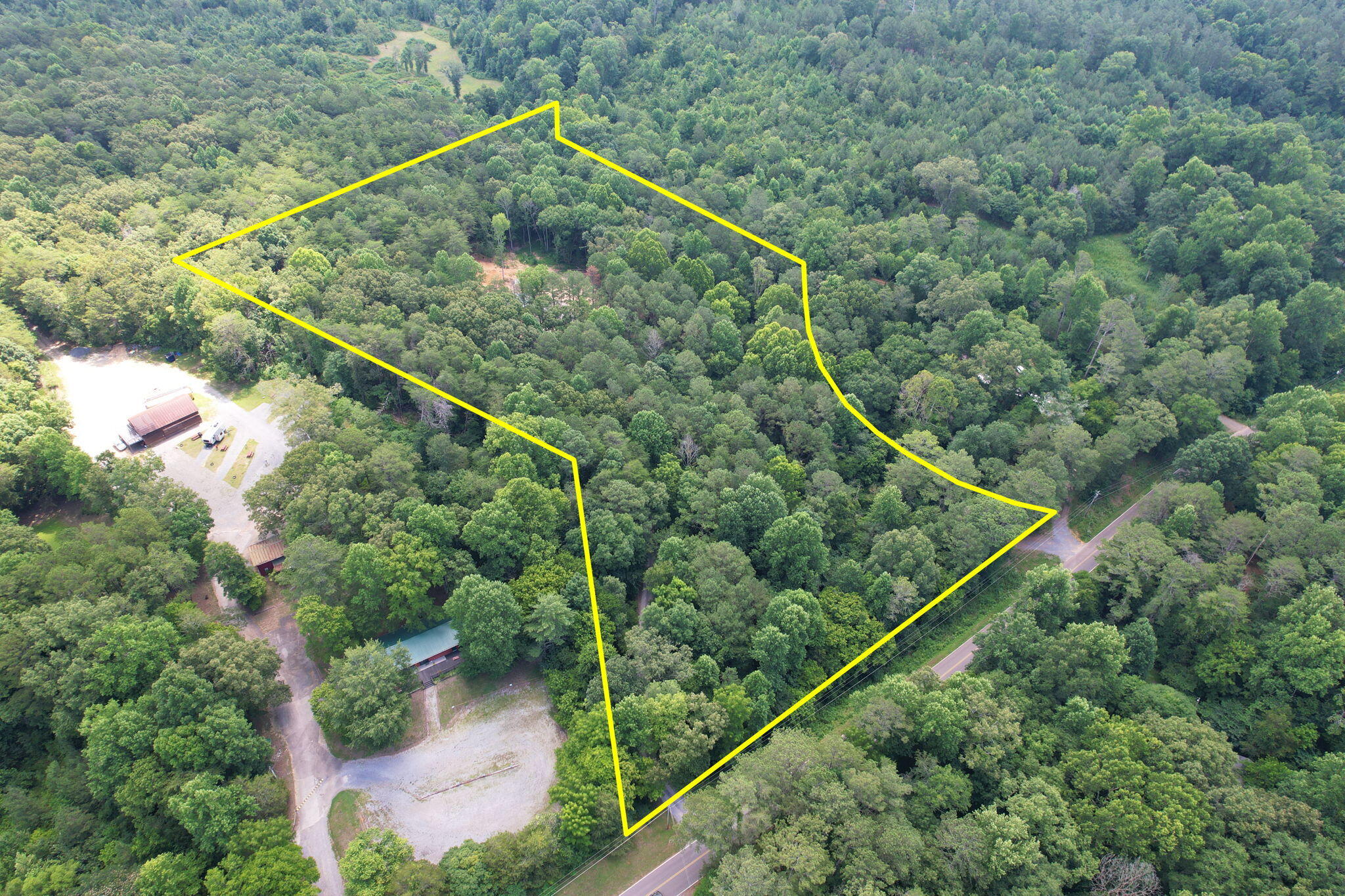 686 Welcome Valley Road Benton, TN 37307 - Photo 2 of 21 15-web-or-mls-DJI_03708989778