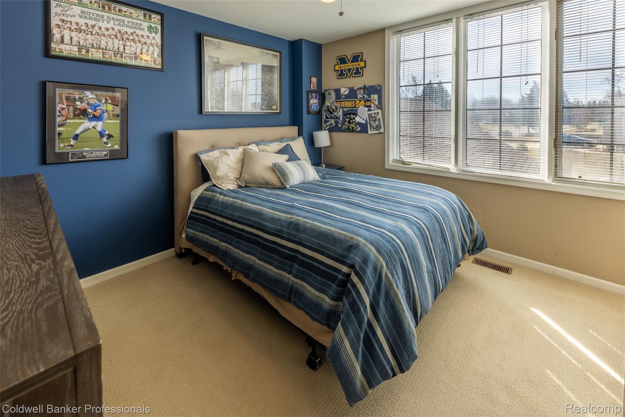 3324 Kenwood Drive Rochester, MI 48309 - Photo 18 of 41 3324 Kenwood--28.jpg