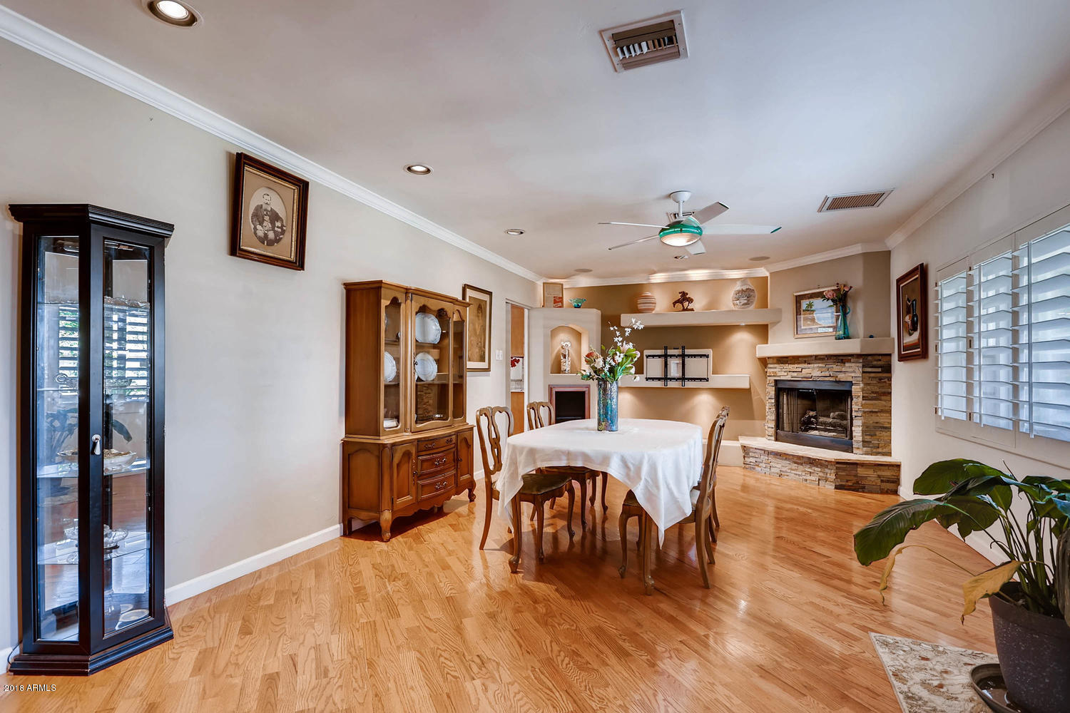 5101 East Osborn Road Phoenix, AZ 85018 - Photo 4 of 23 5101 E Osborn Road Phoenix AZ-large-004-