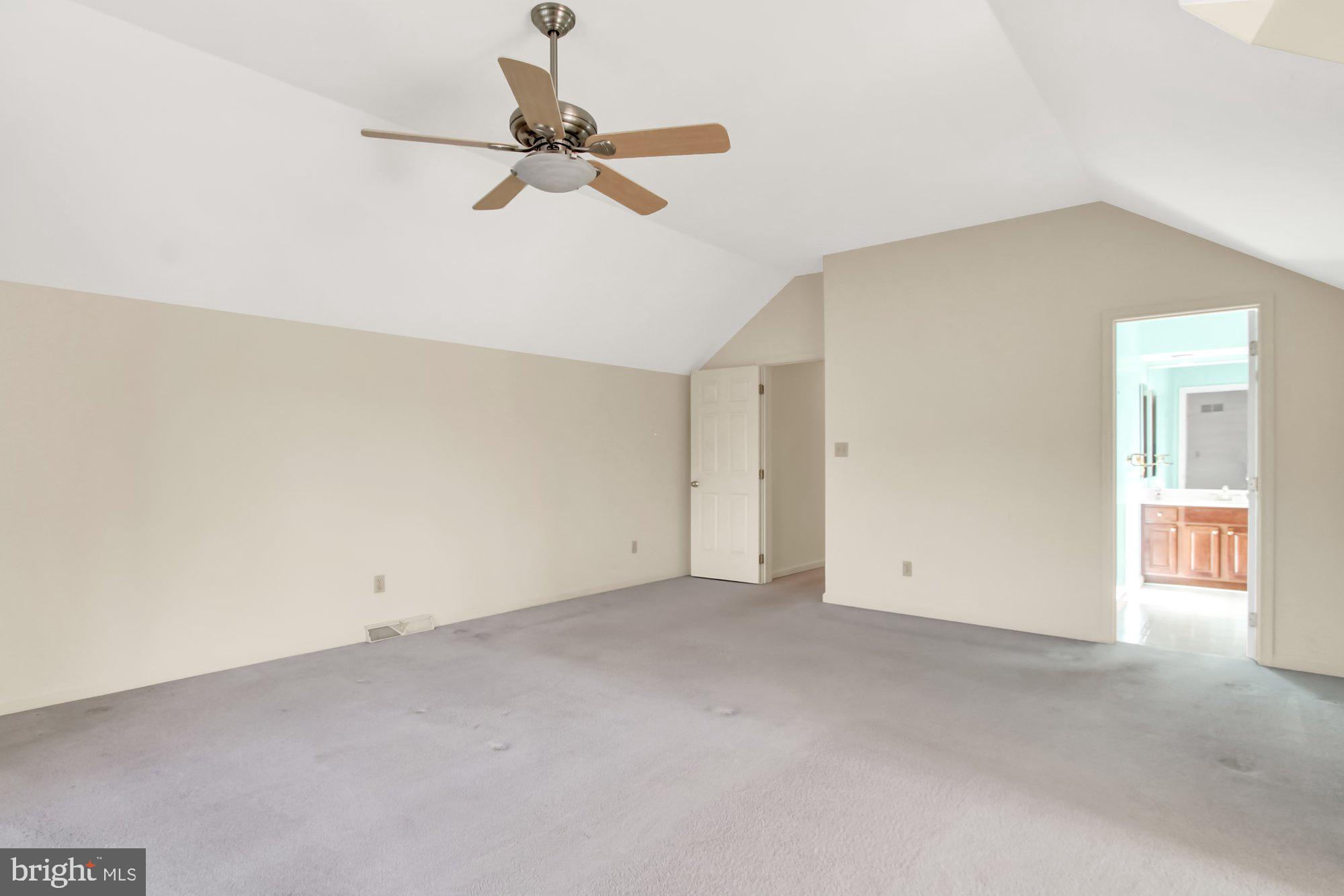 2774 Chestnut Run Road York, PA 17402 - Photo 14 of 25 Gallery Image 14