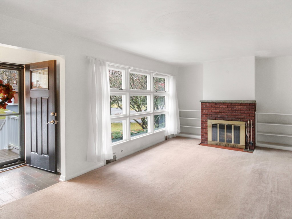 17 Frederick Road Binghamton, NY 13901 - Photo 6 of 48 Gallery Image 6
