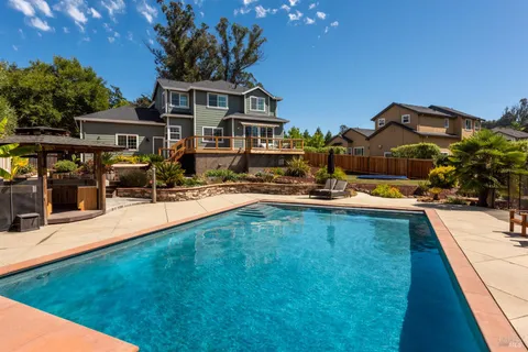 $2,195,000 | 8788 Logan Place, Cotati, CA 94931