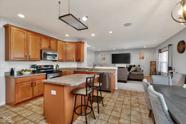 $435,000 | 6678 Avalon Boulevard, Avon, IN 46123