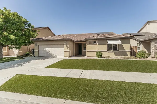 $600,000 | 645 Serena Avenue, Clovis, CA 93619