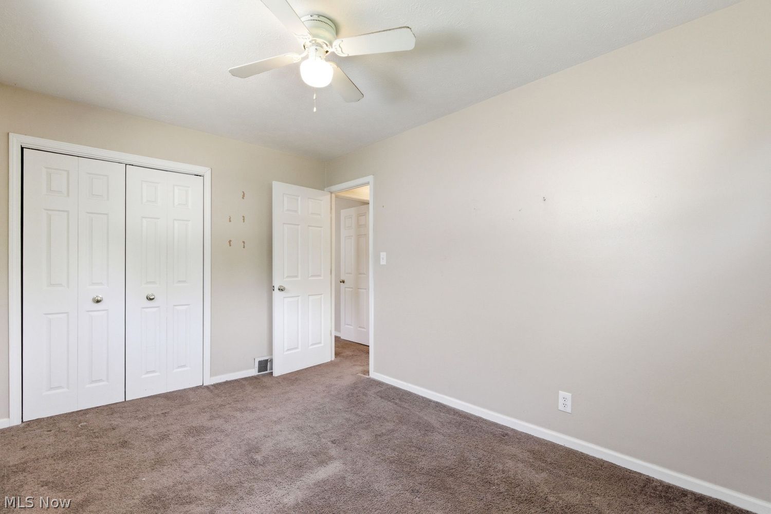 29967 Regent Road Wickliffe, OH 44092 - Photo 5 of 10
