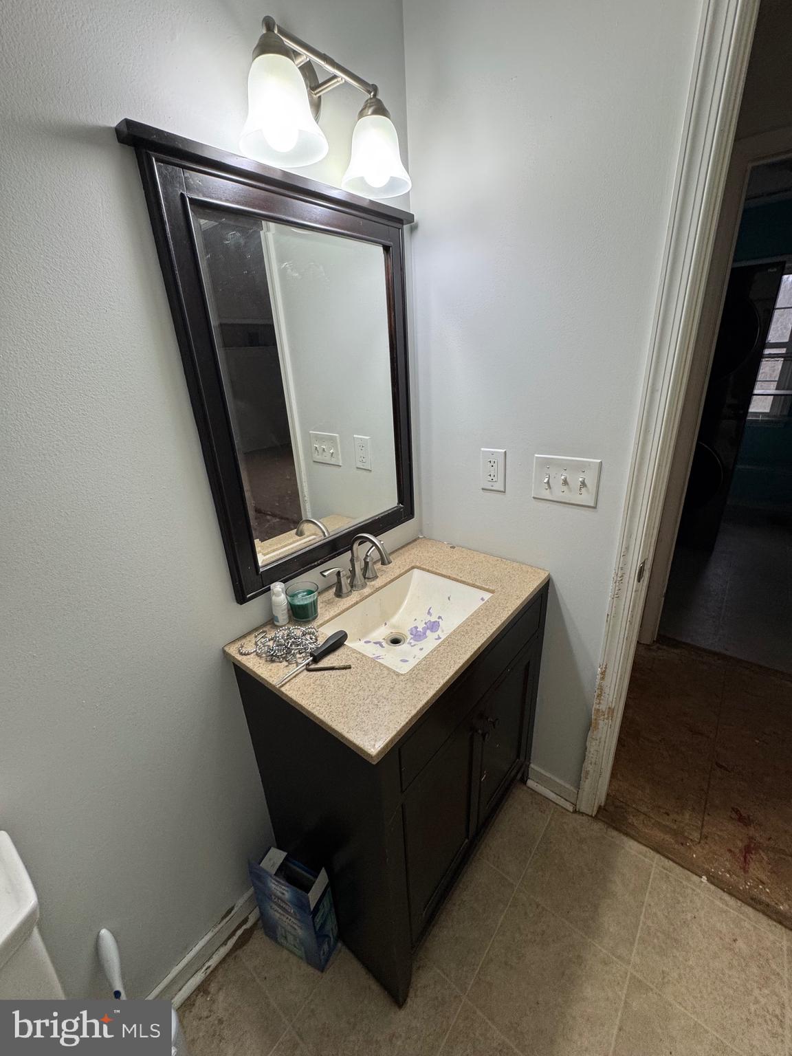 307 Dan Hall Road Mineral, VA 23117 - Photo 21 of 36 a utility room with mirror washer and dryer