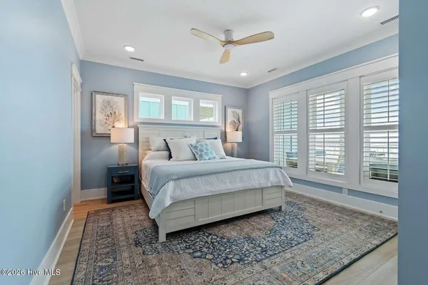 $4,125,000 | 463 Ocean Boulevard West, Holden Beach, NC 28462