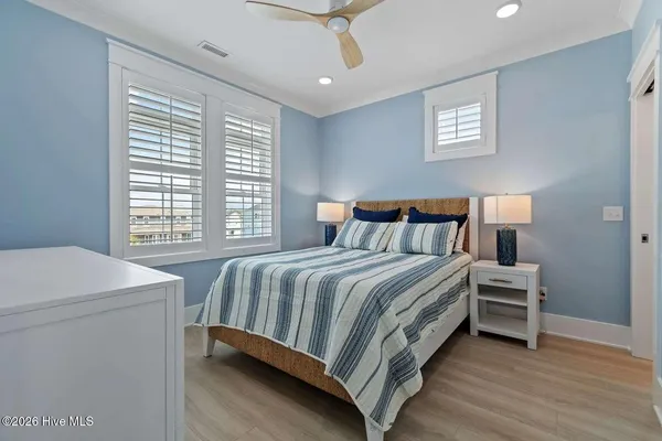 $4,125,000 | 463 Ocean Boulevard West, Holden Beach, NC 28462