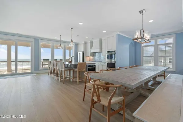 $4,125,000 | 463 Ocean Boulevard West, Holden Beach, NC 28462