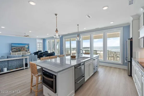 $4,125,000 | 463 Ocean Boulevard West, Holden Beach, NC 28462