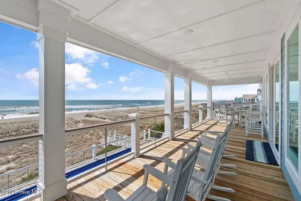 $4,125,000 | 463 Ocean Boulevard West, Holden Beach, NC 28462