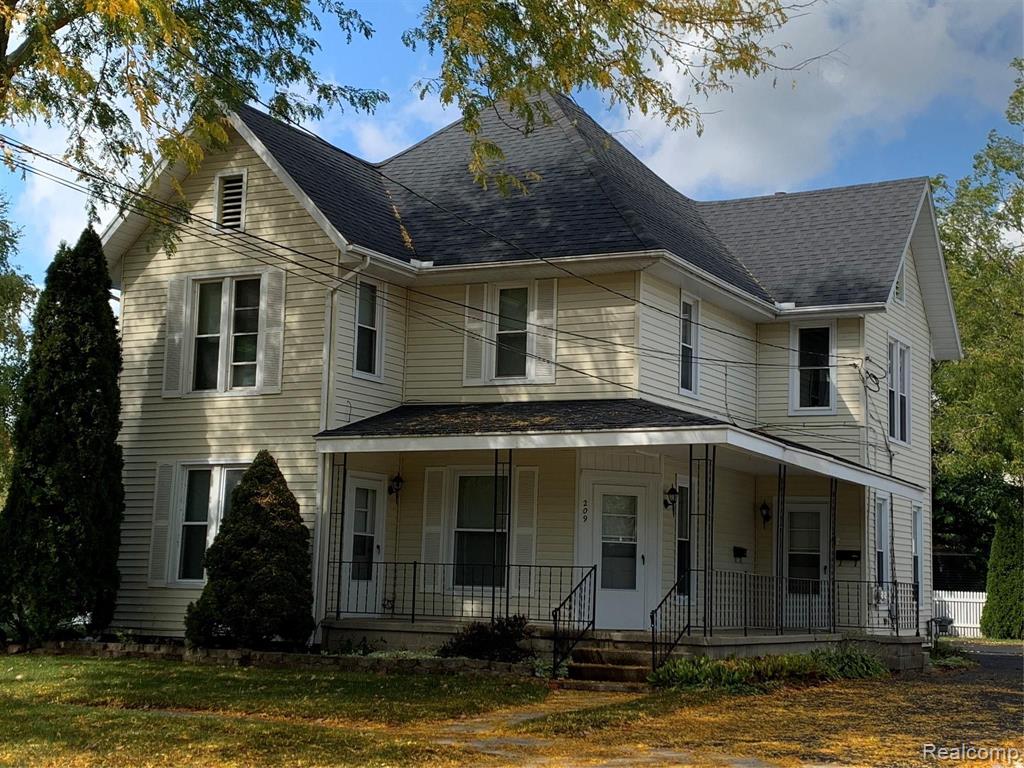 209 Elm Street Flushing, MI 48433 - Photo 1 of 21