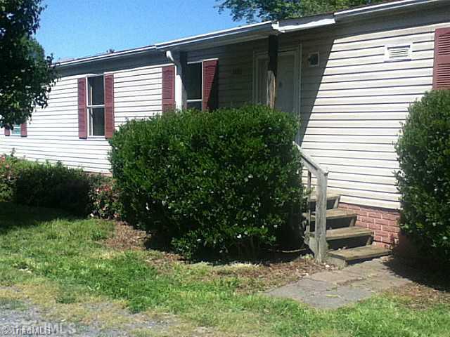1481 Brooks Road Reidsville, NC 27320 - Photo 3 of 8 Exterior Front.