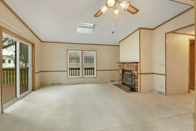 $145,000 | 424 Oak Lodge Road, Waterford, WI 53185