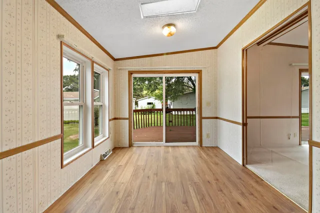 $145,000 | 424 Oak Lodge Road, Waterford, WI 53185