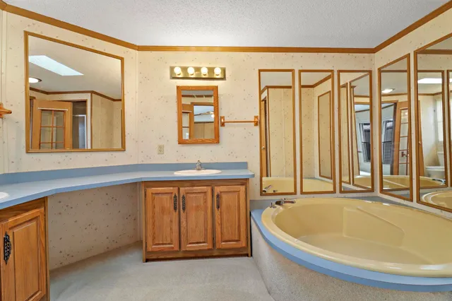 $145,000 | 424 Oak Lodge Road, Waterford, WI 53185