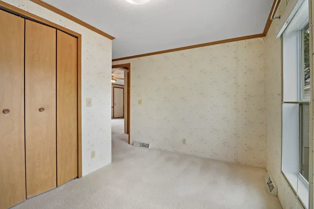 $145,000 | 424 Oak Lodge Road, Waterford, WI 53185