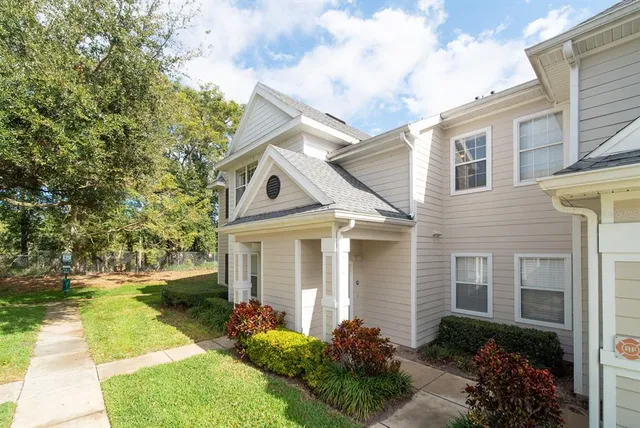 $299,900 | 1300 Eastern Pecan Place, Unit 208, Winter Garden, FL 34787
