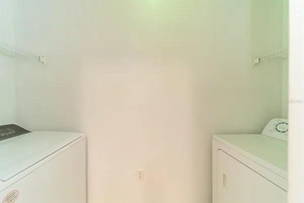 $295,000 | 1300 Eastern Pecan Place, Unit 208, Winter Garden, FL 34787