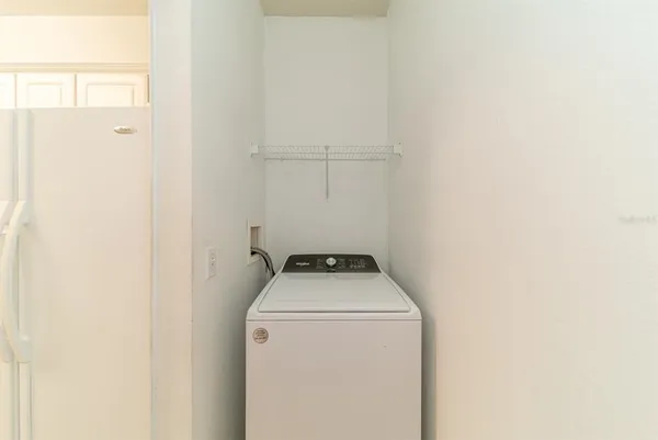 $295,000 | 1300 Eastern Pecan Place, Unit 208, Winter Garden, FL 34787