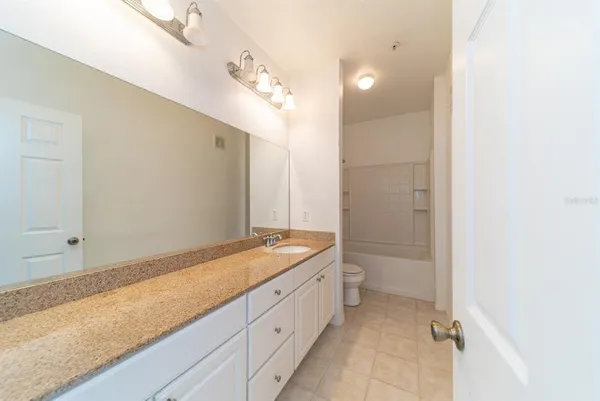 $295,000 | 1300 Eastern Pecan Place, Unit 208, Winter Garden, FL 34787