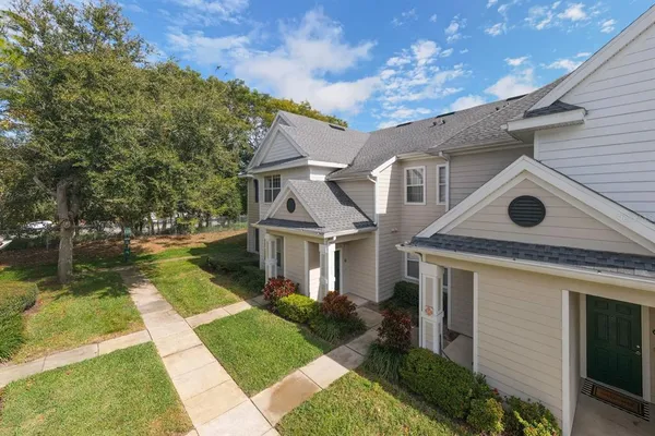 $295,000 | 1300 Eastern Pecan Place, Unit 208, Winter Garden, FL 34787