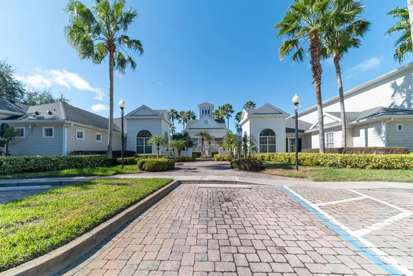 $295,000 | 1300 Eastern Pecan Place, Unit 208, Winter Garden, FL 34787