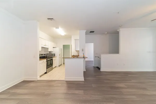 $295,000 | 1300 Eastern Pecan Place, Unit 208, Winter Garden, FL 34787