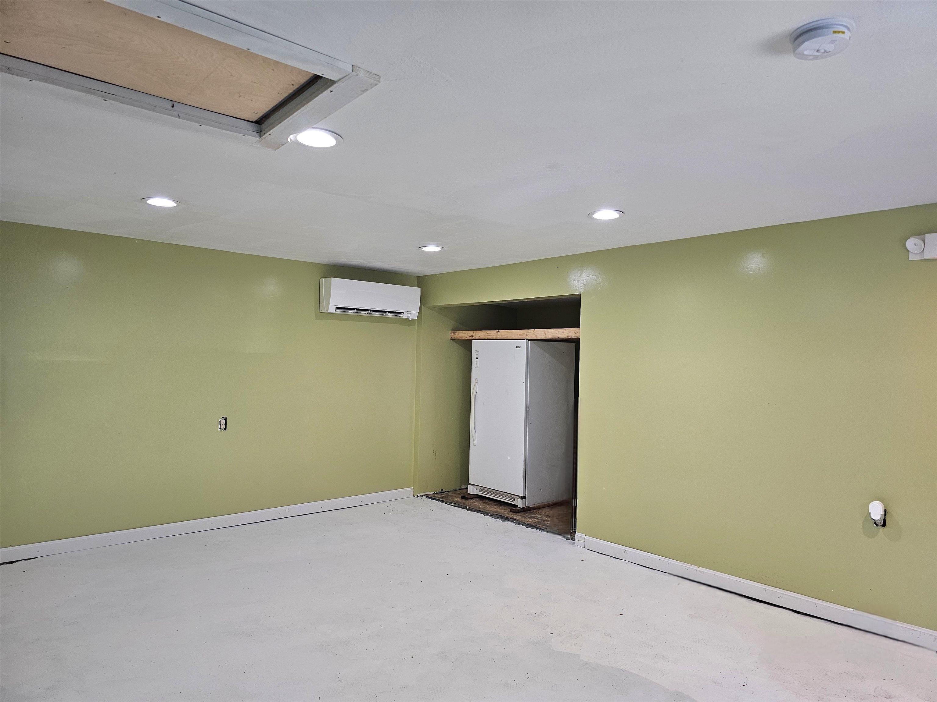 42 Upper Knight Street Keene, NH 03431 - Photo 17 of 32