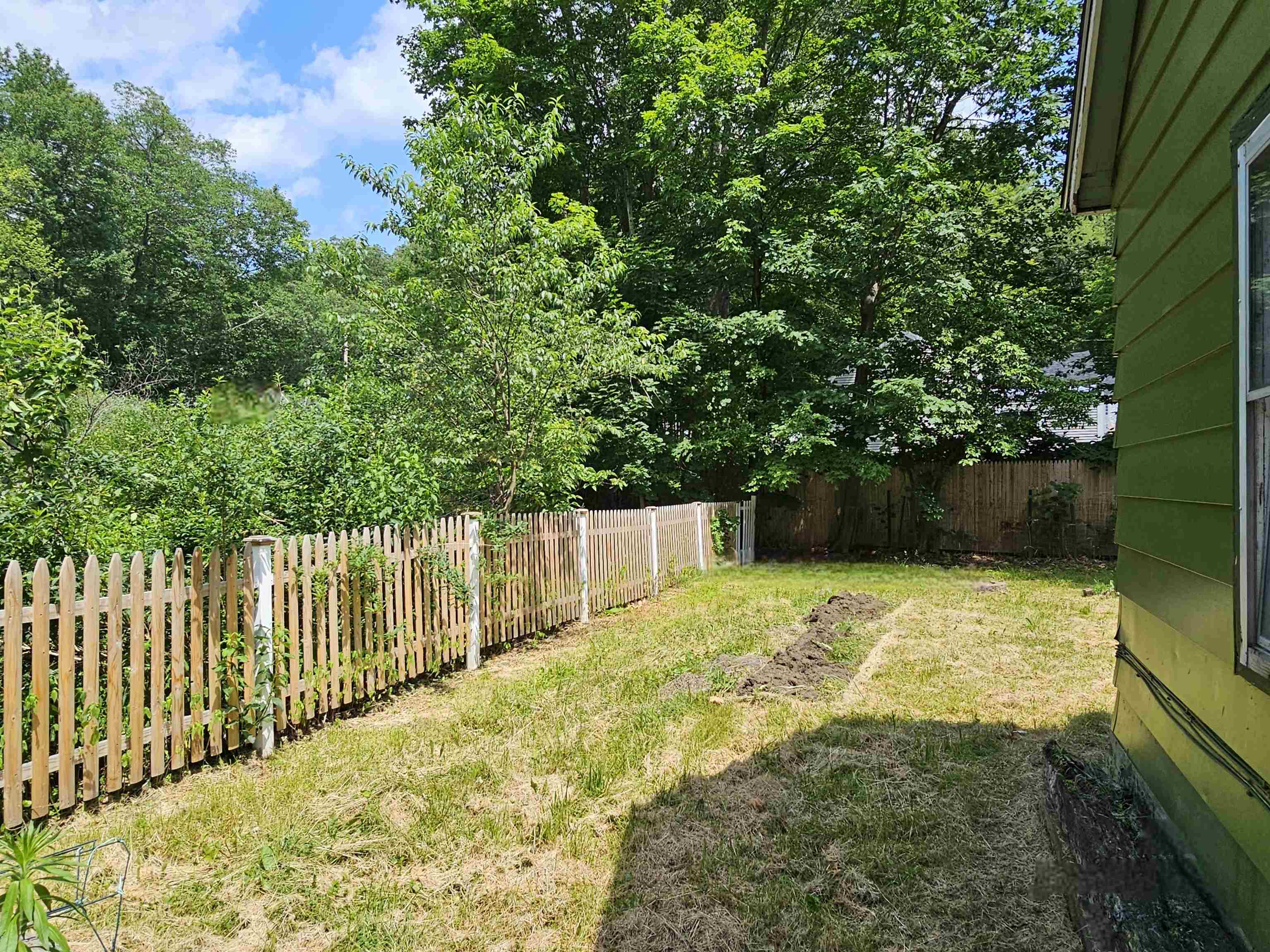 42 Upper Knight Street Keene, NH 03431 - Photo 27 of 32