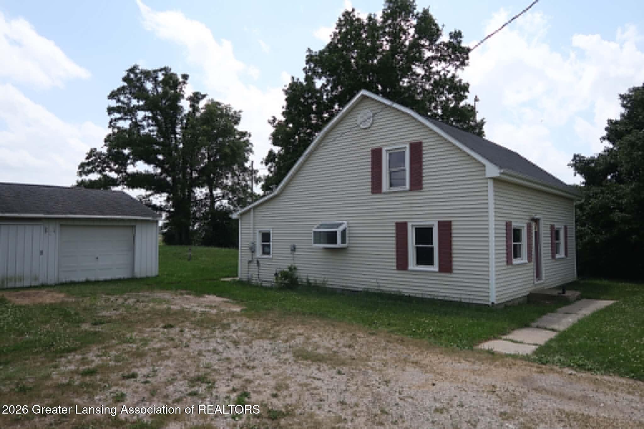 6480 East Tomah Road Mount Pleasant, MI 48858 - Photo 3 of 19 020112cb-5ee1-40d0-b0de-6cebf738aabb