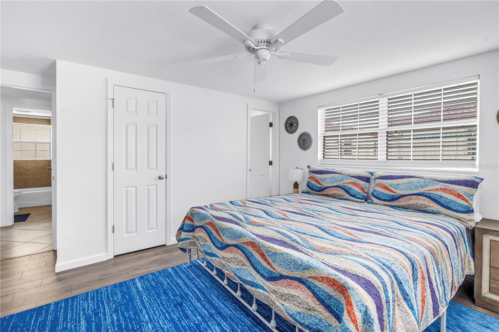 6150 Midnight Pass Road, Unit V38 Sarasota, FL 34242 - Photo 19 of 53