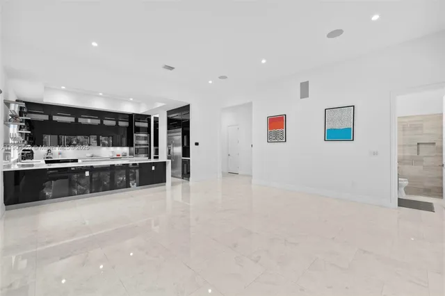 $17,000 | 9580 Southwest 101st Terrace, Miami, FL 33176