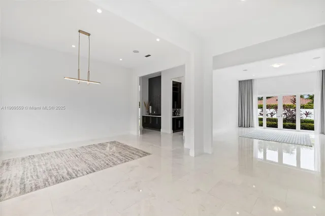 $17,000 | 9580 Southwest 101st Terrace, Miami, FL 33176