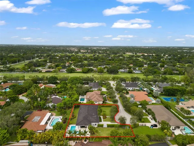 $17,000 | 9580 Southwest 101st Terrace, Miami, FL 33176