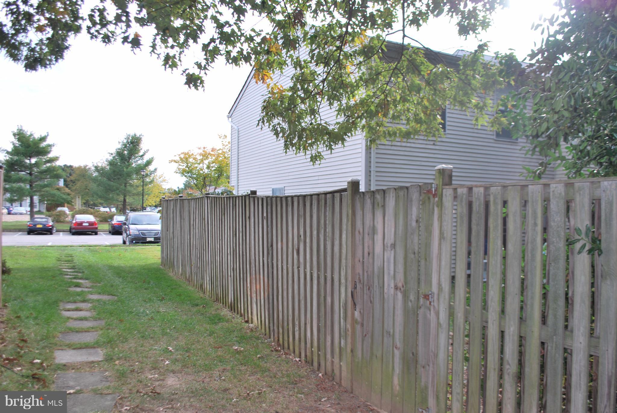 6900 Villa-Del-Rey Court Springfield, VA 22150 - Photo 23 of 29 a view of a backyard with a garden