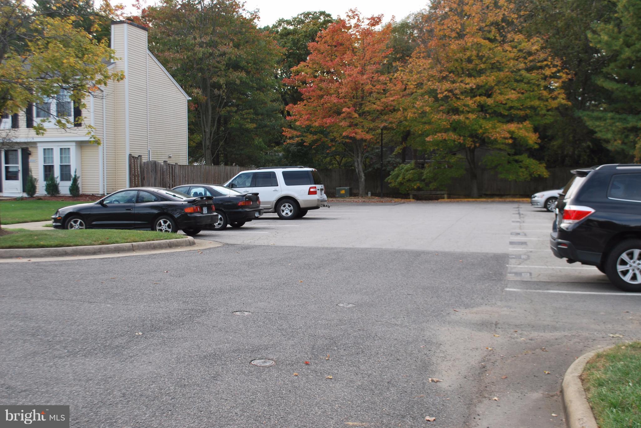 6900 Villa-Del-Rey Court Springfield, VA 22150 - Photo 27 of 29 a car parked in front of white house