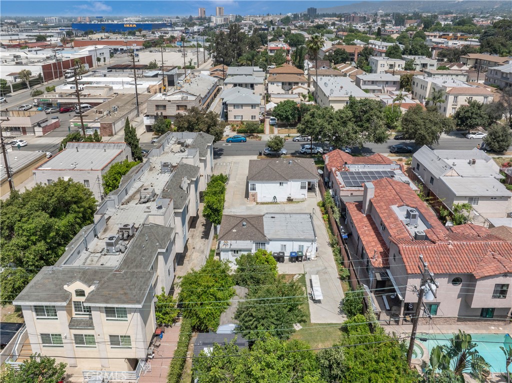 1020 Allen Avenue Glendale, CA 91201 - Photo 12 of 16 an aerial view of a city with lots of residential buildings