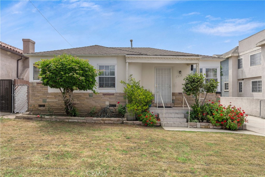 1020 Allen Avenue Glendale, CA 91201 - Photo 14 of 16 a front view of a house with garden