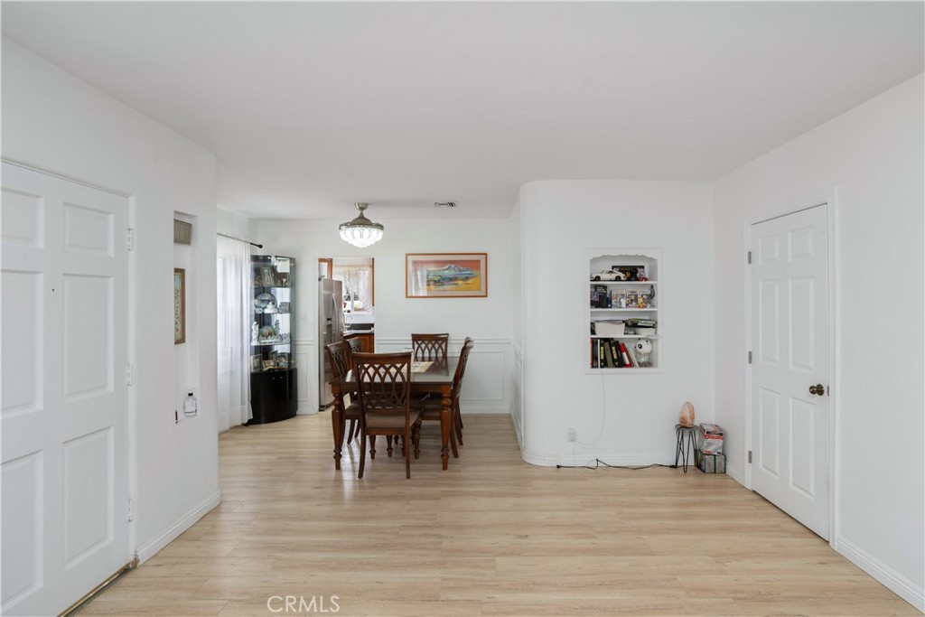 1020 Allen Avenue Glendale, CA 91201 - Photo 4 of 16 a view of a livingroom with furniture and wooden floor