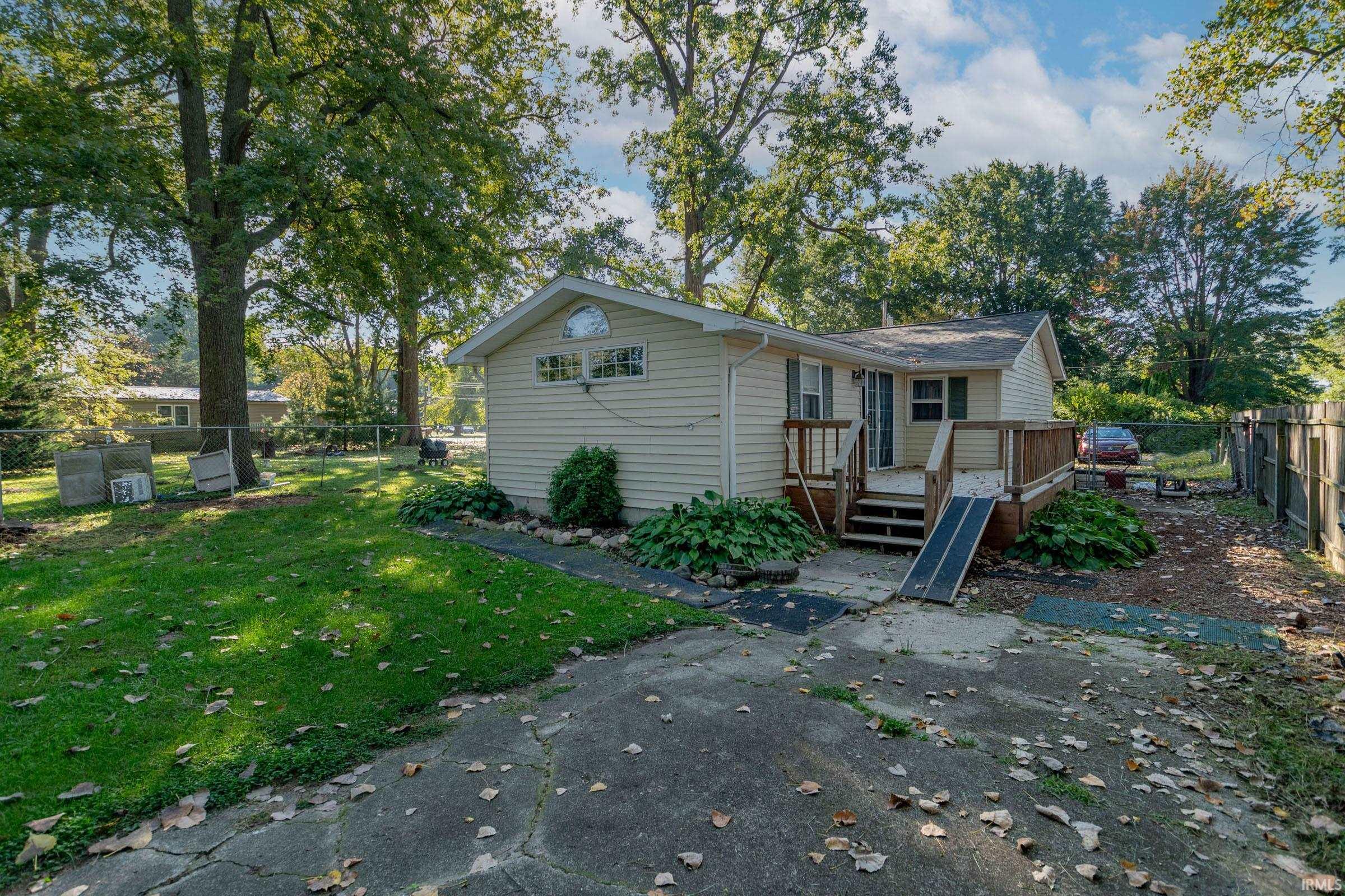 8558 Addison Street Bremen, IN 46506 - Photo 2 of 31 Gallery Image 2