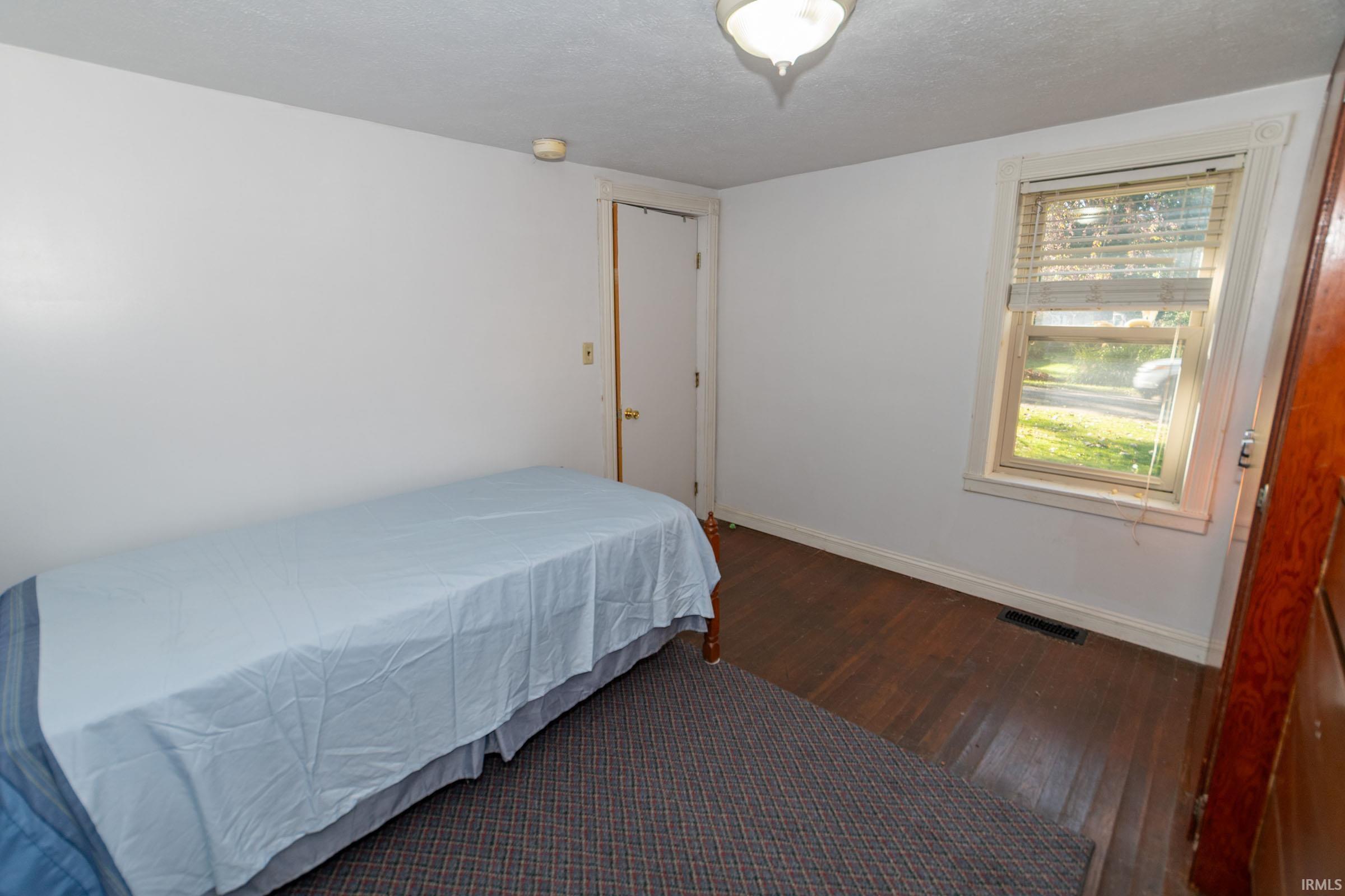8558 Addison Street Bremen, IN 46506 - Photo 9 of 31 Gallery Image 9