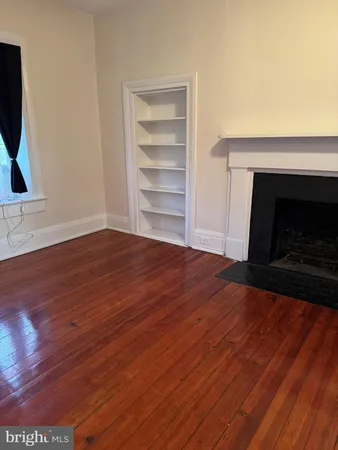 $1,200 | 113 East Main Street, Unit 4, Berryville, VA 22611