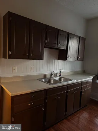 $1,200 | 113 East Main Street, Unit 4, Berryville, VA 22611